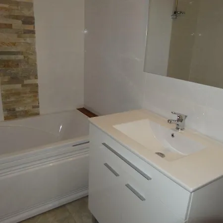 Apartment De La Rasclose *