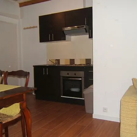 Apartment De La Rasclose *