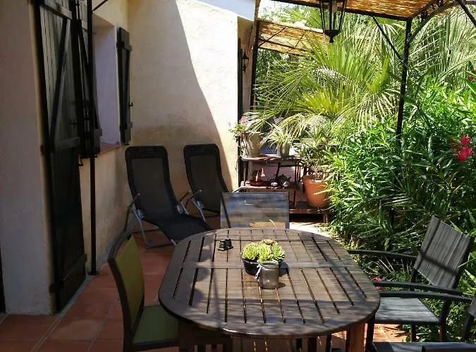 De La Rasclose Apartamento *